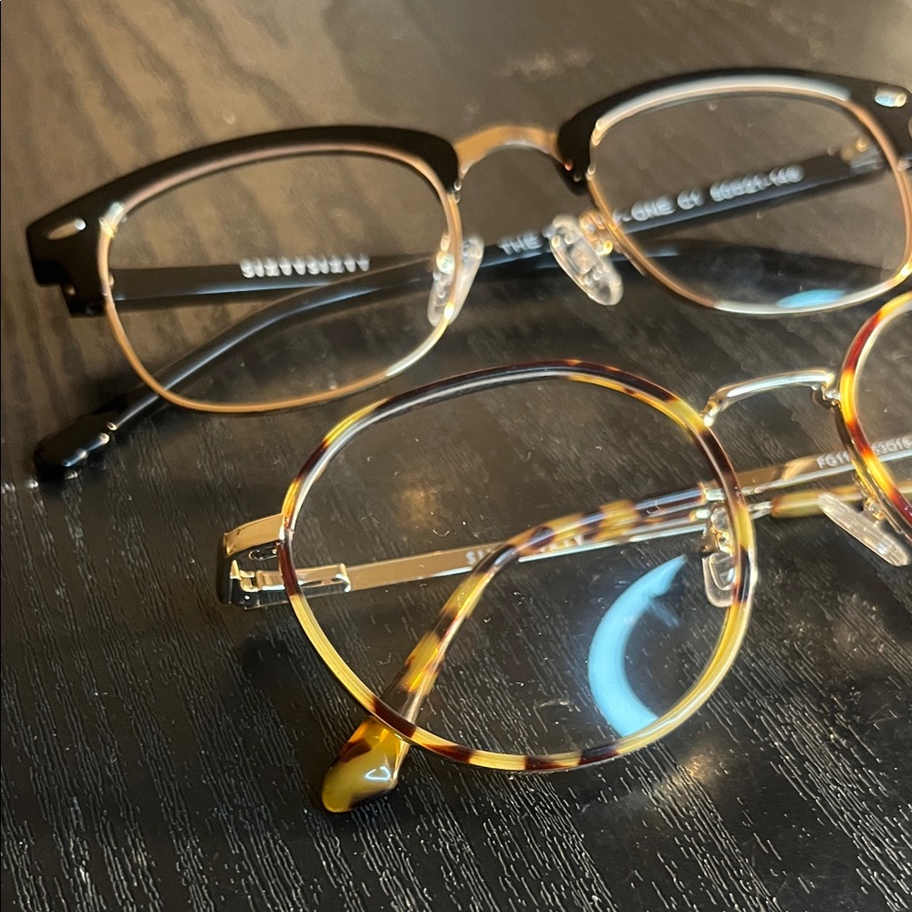 Eyeglasses - Picture 2 of 3